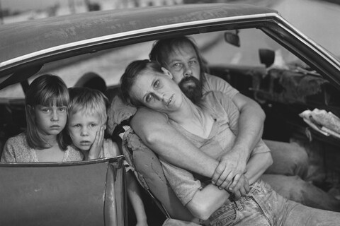 mary_ellen_mark_Aperture