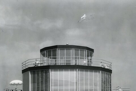 House of Tomorrow by Fred Keck at the Century of Progress Ex