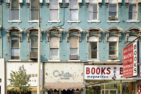 Stephen Shore, King Street, Hamilton, Ontario, August 9, 197