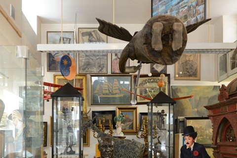 The &#39;Picasso&#39; or &#39;tower&#39; room of the Hamburg home and studio