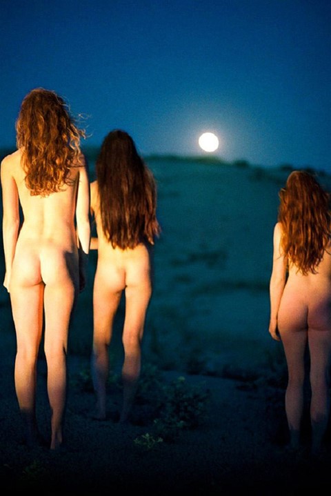 Ryan McGinley, Sisters Moonrise, 2012
