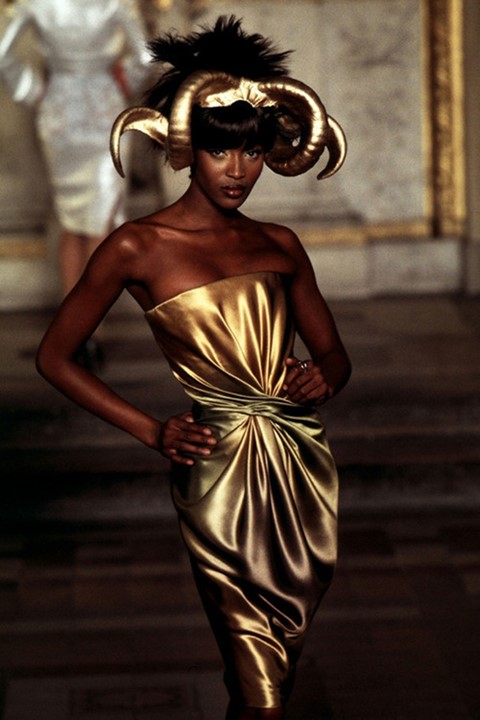 Naomi Campbell for Givenchy Haute Couture S/S97