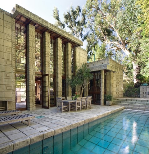 Storer House, view of north fa&#231;ade with pool