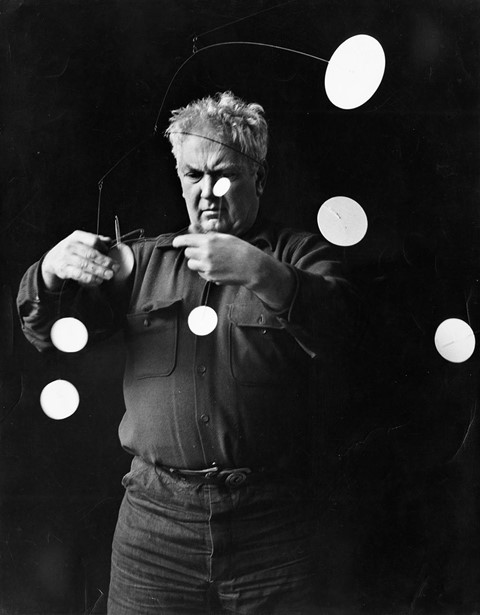 Alexander-Calder-with-Snow-Flurry-l-(1948),-1952-