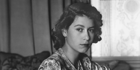 o-QUEEN-ELIZABETH-PATTERNS-2-facebook