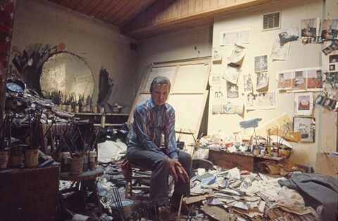 Francis-Bacon-in-his-studio-in-London-in-1974