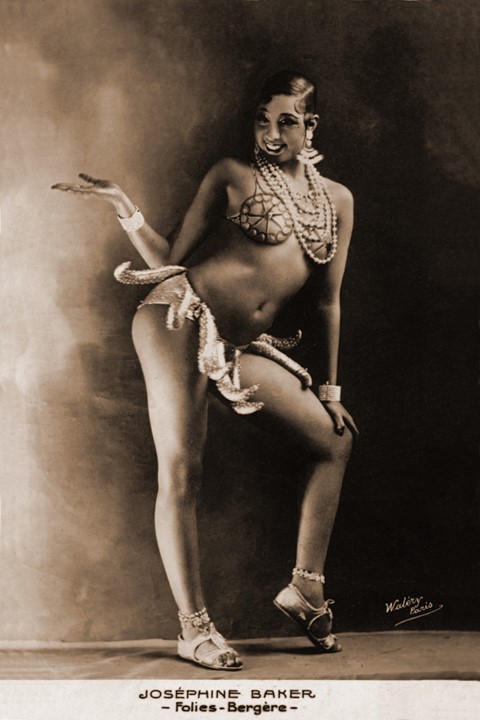 Josephine Baker dancing at the Folies-Berg&#232;re, Paris