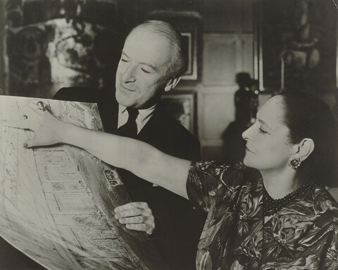 resizedMit-Cecil-Beaton-(c)-Archiv_Archives-Helena