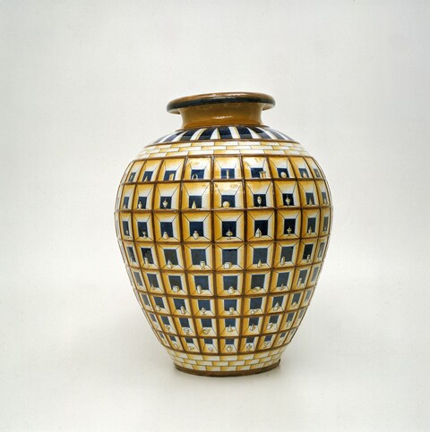 02_vaso-prospettica-per-Richard-Ginori-1925-Foto-S