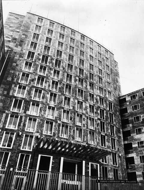 01_Primo-Palazzo-Montecatini-Milano-1936-Foto-Stud