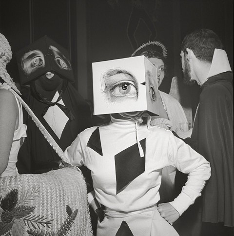 fo_kubrick_photographs_p002_1804171317_id_1187116