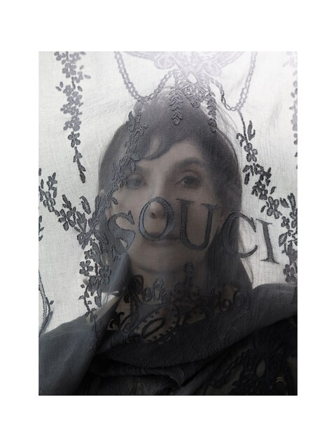 Portrait-of-Sophie-Calle-&#169;-Photo-Jean-Baptiste-Mon