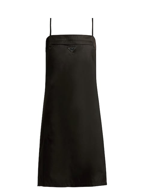 how to cover back in backless dress White Backless Tie-back Ruched Dress  AROLORA