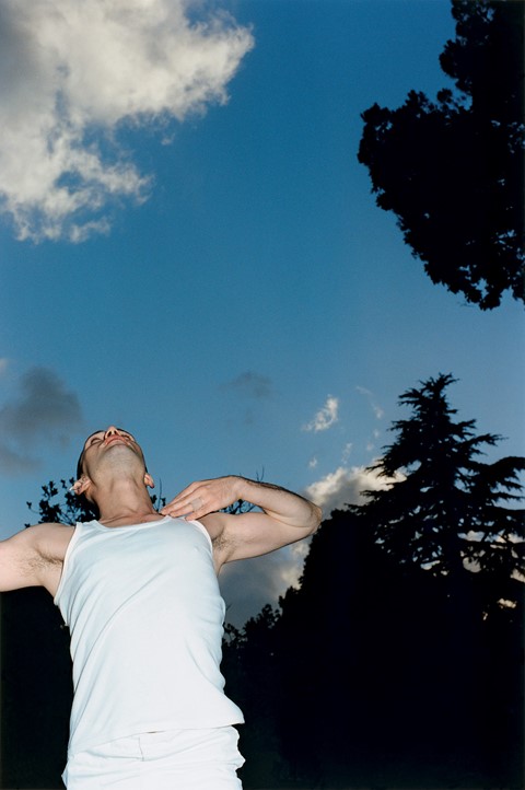 23. Wolfgang Tillmans, man with clouds, 1998