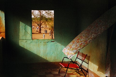 Magnum Square Print Sale: The Unexpected