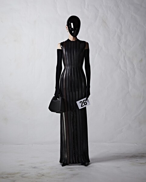 BALENCIAGA 51 COUTURE LOOK 26_SUJ LEE