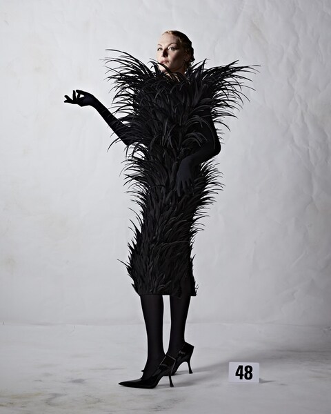 BALENCIAGA 51 COUTURE LOOK 48_RENATA LITVINOVA
