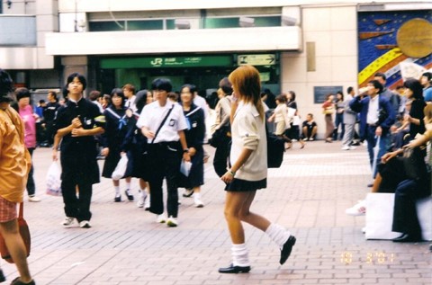 Kogyaru img (claire_s favourite choice) via Flickr