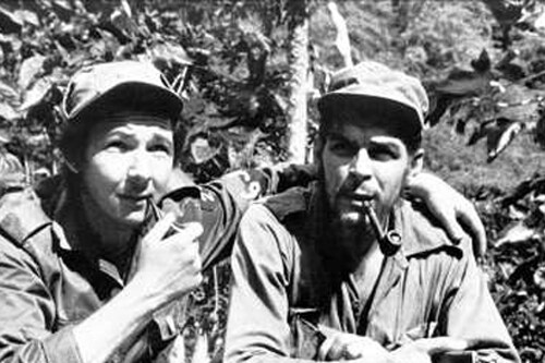Raul Castro, left, with Ernesto “Che” Guevara, 1958