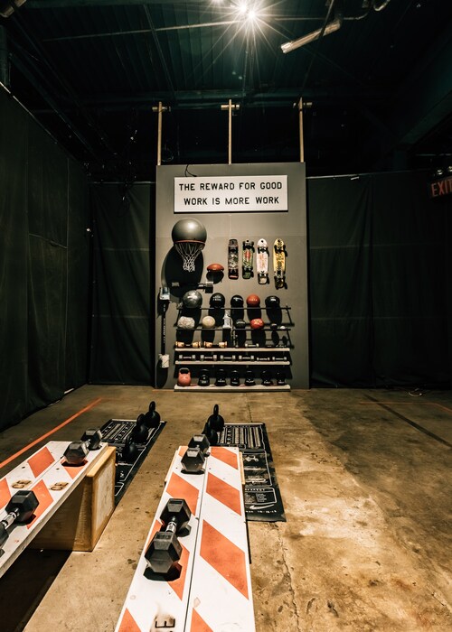 TOM SACHS 5