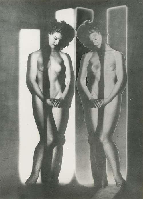 12_Erwin Blumenfeld_Solarized Double Mirror Cubist
