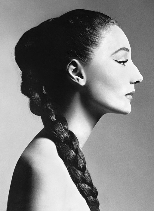 03.Jacqueline-de-Ribes-by-Richard-Avedon,-1955