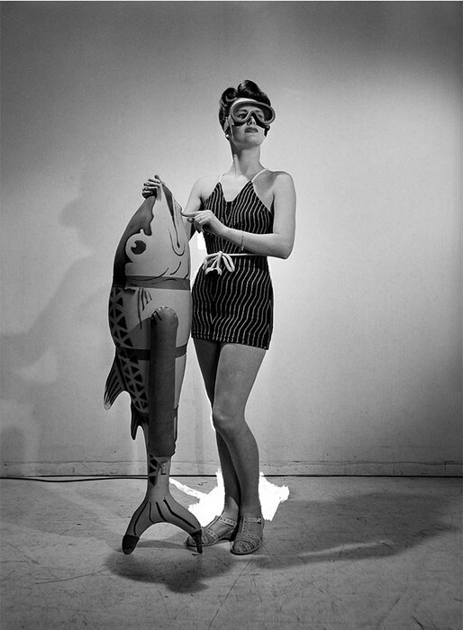 Web---LM,Bathing-Feature,Vogue-Studio,London,Engla