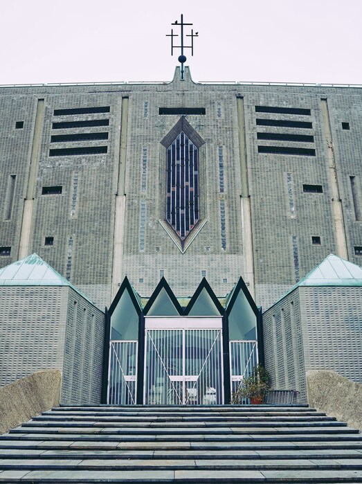 ModernMilanChurches