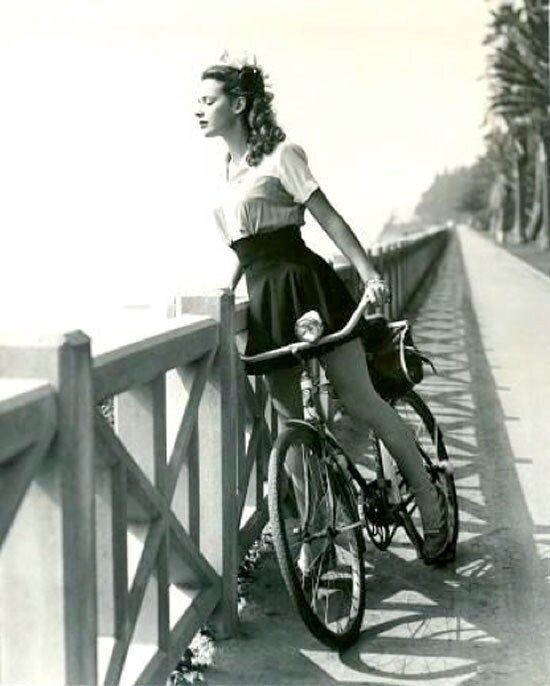 Susan Peters, 1943