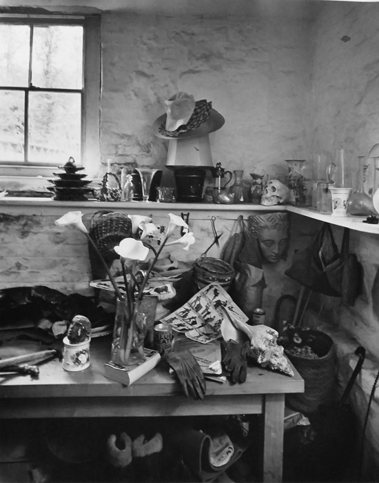 Andre Kertesz, Cecil Beaton’s studio, England, 194