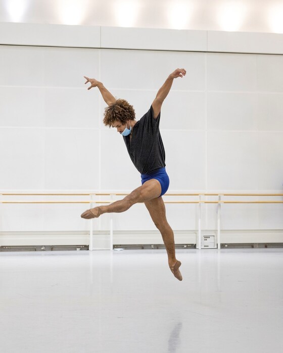 Joseph Sissens in rehearsal