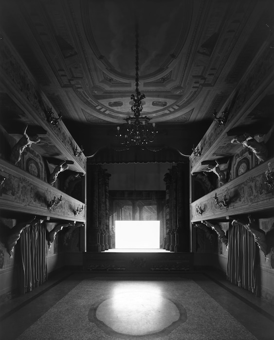 34.011_Villa-Mazzacorrati_Bologna,-2015,-Le-Notti-