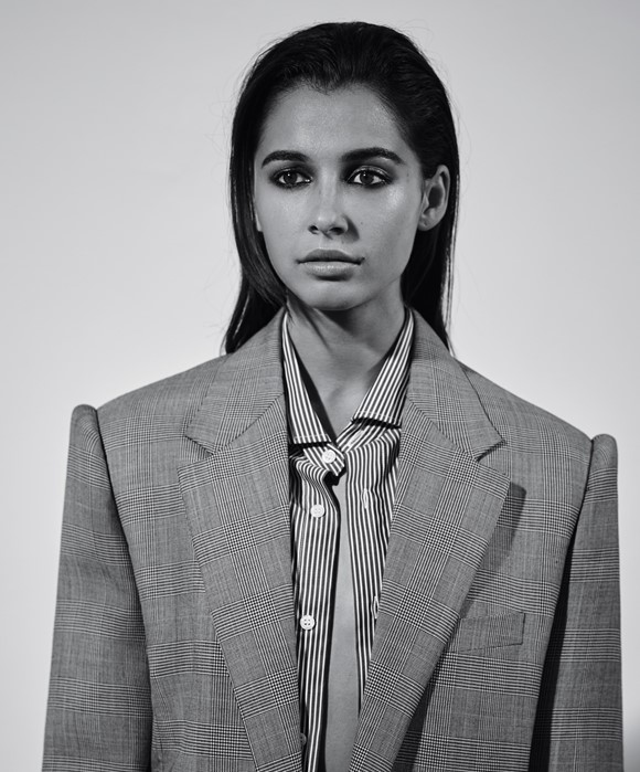 1. AN37_M1_Collier_Schorr_14_150dpi