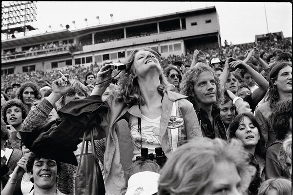 【新品】Rolling Stones Fans : ジョセフ・スザボ Joseph Szabo: Rolling Stones Fans: Szabo, Joseph