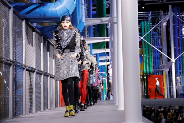 Louis Vuitton's Fall/Winter 2023 Collection Puts Modern French