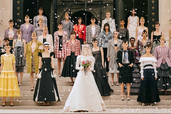 Chanel Haute Couture FW21 fashion show live from Paris Couture Week