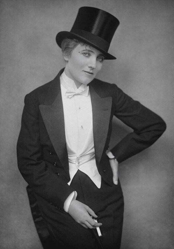Gina Palerme in costume for &#39;Bric-A-Brac&#39;, 1915