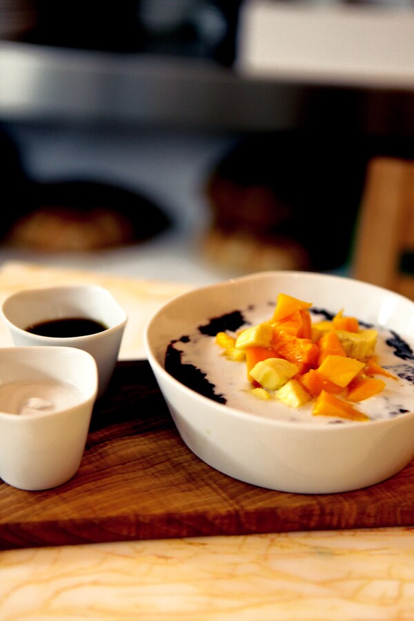 Black rice pudding porridge at Nopi