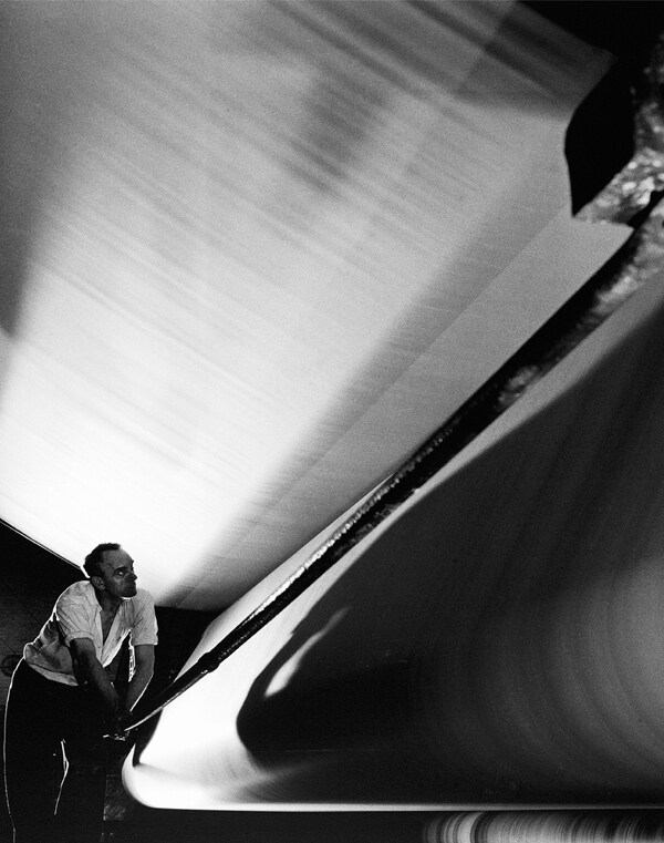 Paper Making, Bowater Paper Company, Thames Mill, Nothfleet,