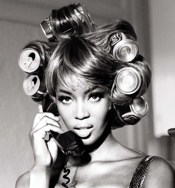Naomi Campbell with Coca-Cola rollers, photographed by Ellen