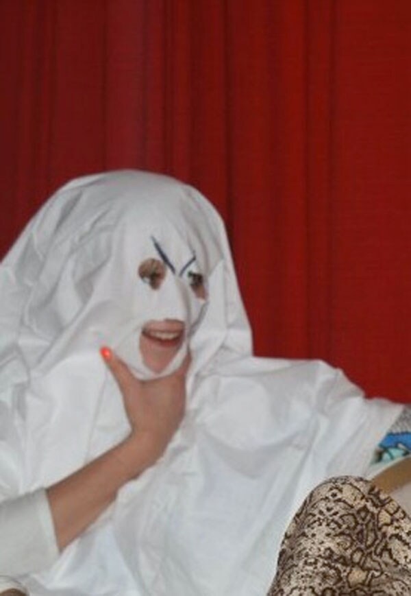 Fashion editor Agata Belcen as a ghost