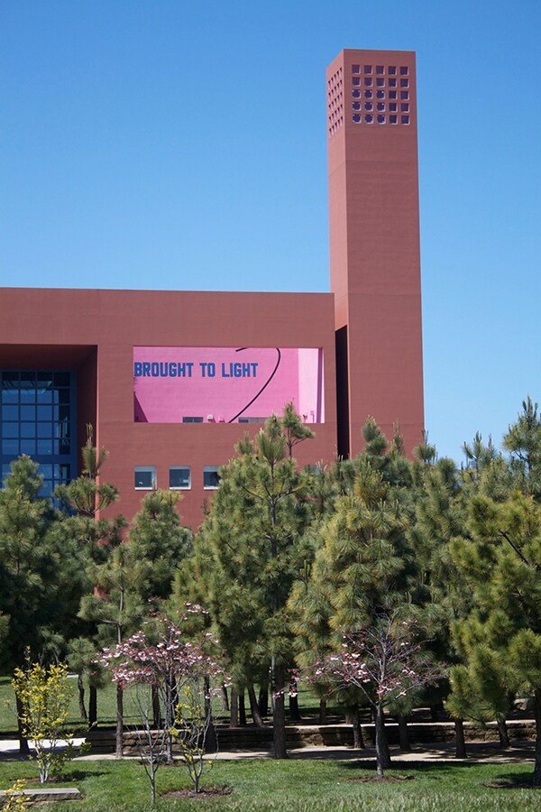 Lawrence Weiner, Outdoor commission at the University of Cal