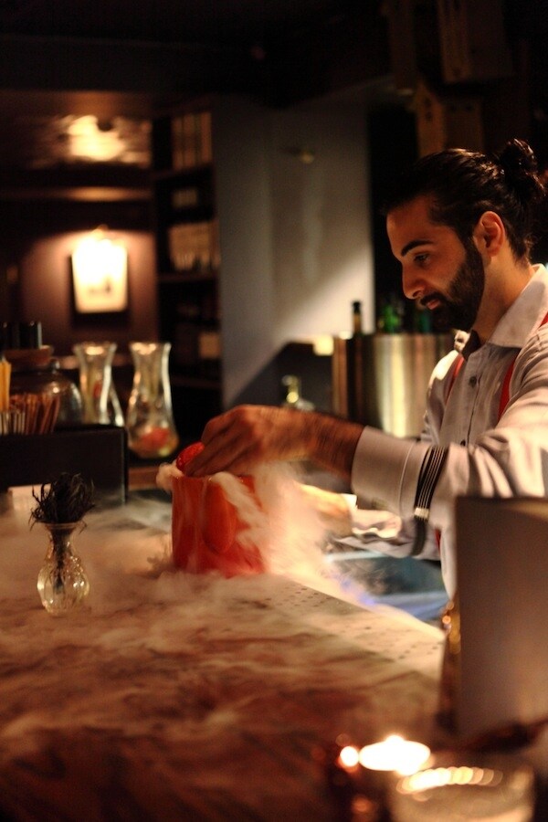 Mixing with dry ice