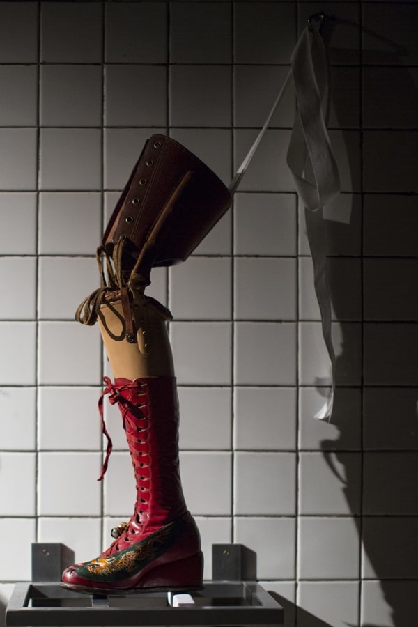 Prosthesis at Appearances can be deceiving: Frida Kahlo’s Wa