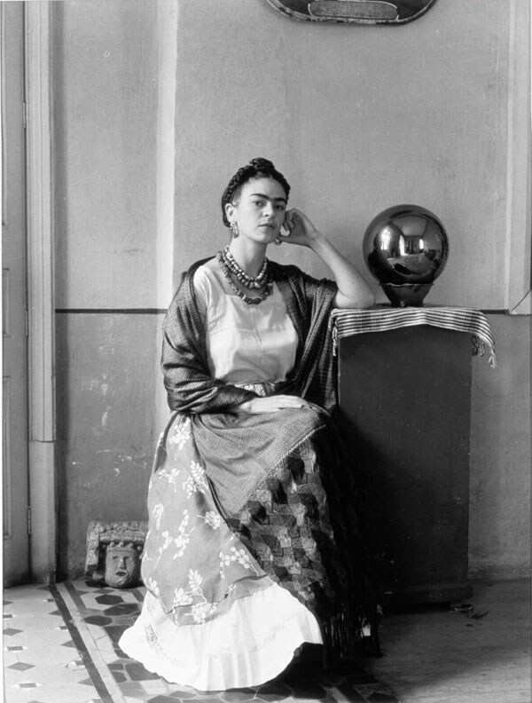 Frida Kahlo in Manuel Alvarez Bravo&#39;s Studio, 1930s