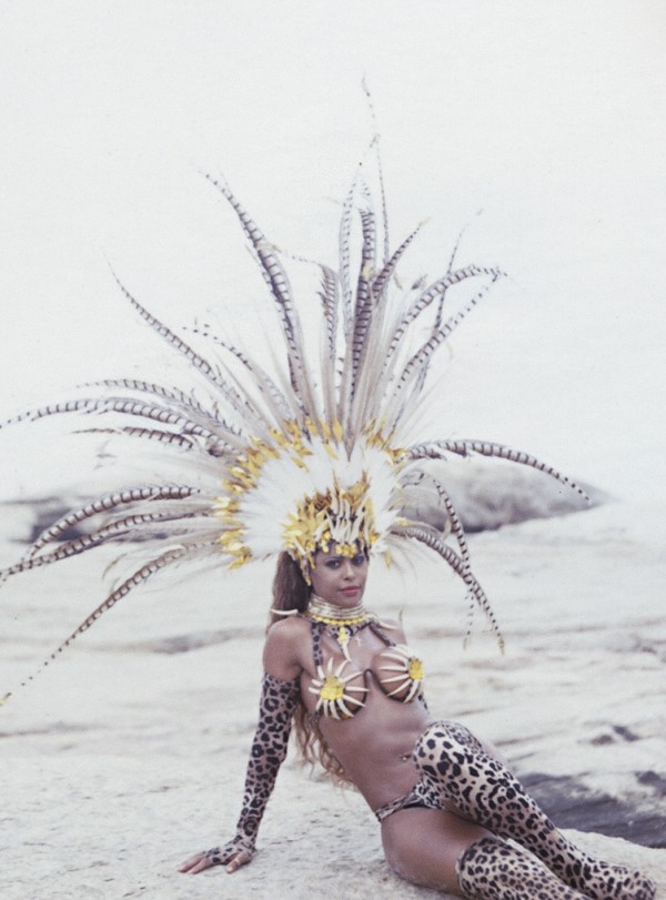 Dancer Quiela in costume for the Rio Carnival