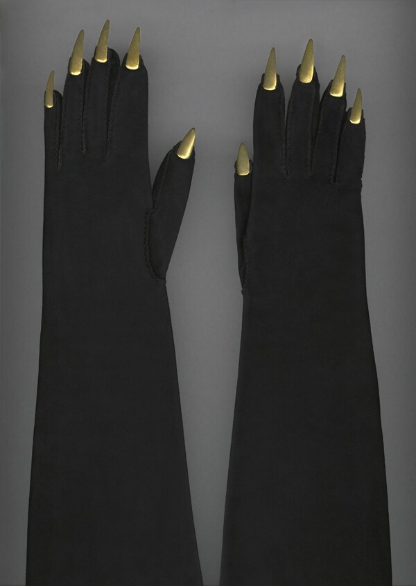 Elsa Schiaparelli, evening gloves, c. 1936