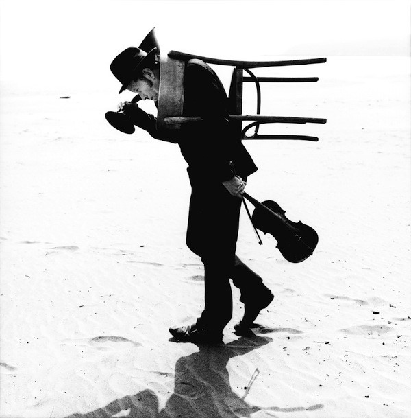 Tom Waits by Anton Corbijn, California, Dillon Beach, 2002