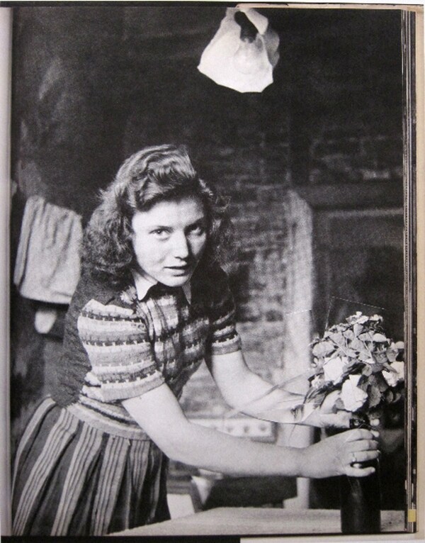 4.CSympathische Frau (S.C.) (detail) 2008