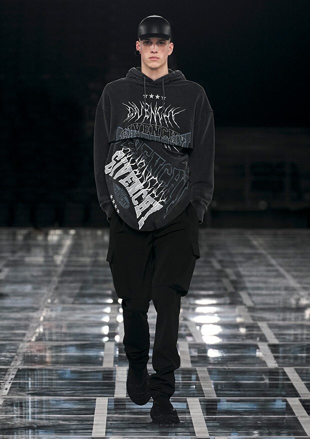 Givenchy Autumn/Winter 2022